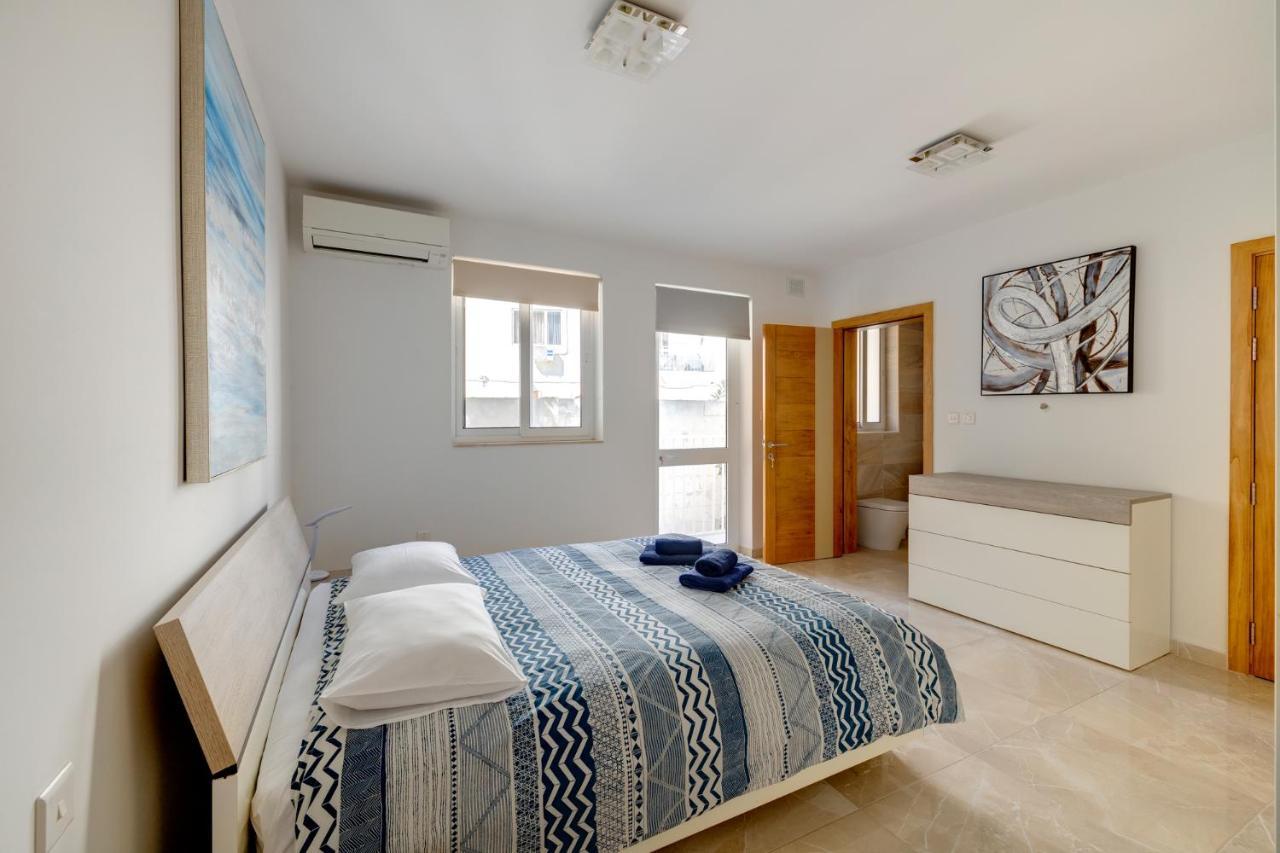 Marvellous 3Br Apartment In Central St Julians Saint Julian's Exterior photo